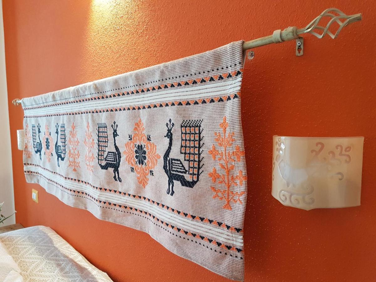 Il Piccolo Giardino Rooms & Breakfast Виласимиус Екстериор снимка