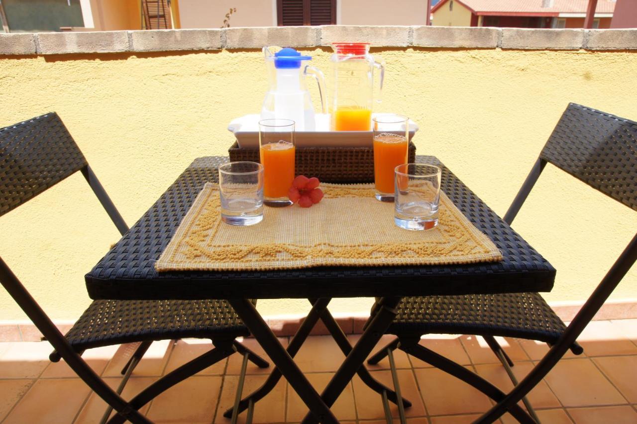 Il Piccolo Giardino Rooms & Breakfast Виласимиус Екстериор снимка
