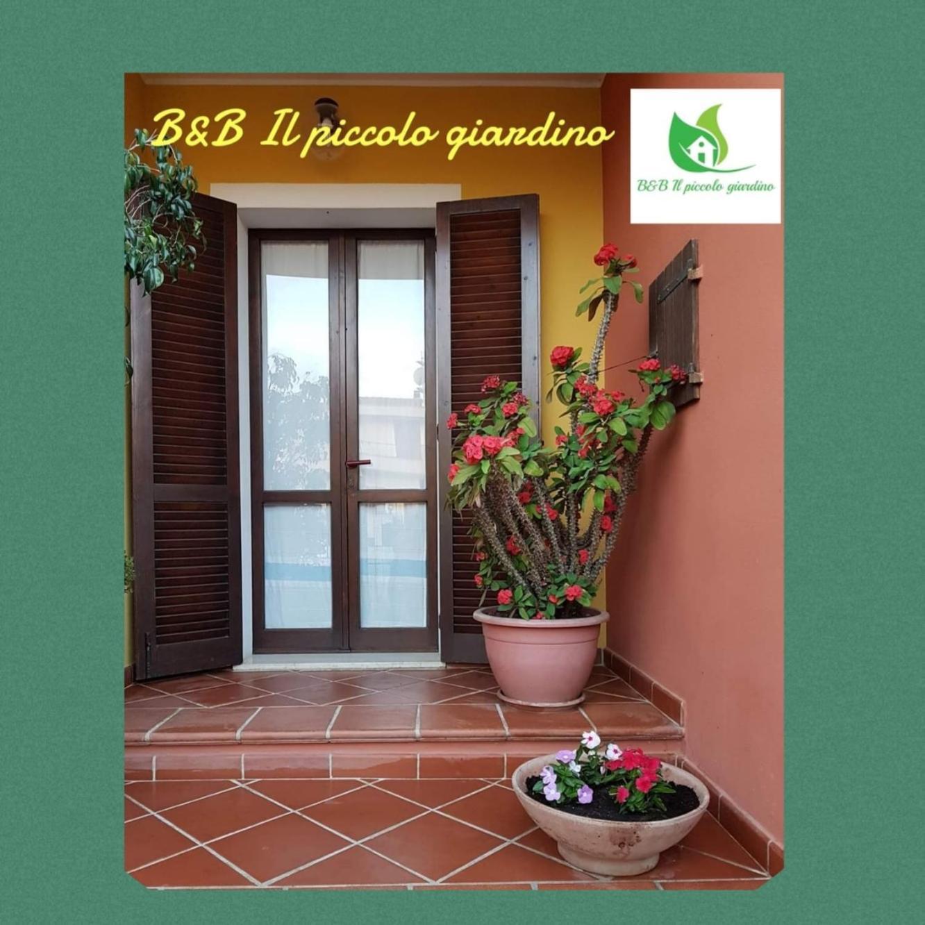Il Piccolo Giardino Rooms & Breakfast Виласимиус Екстериор снимка