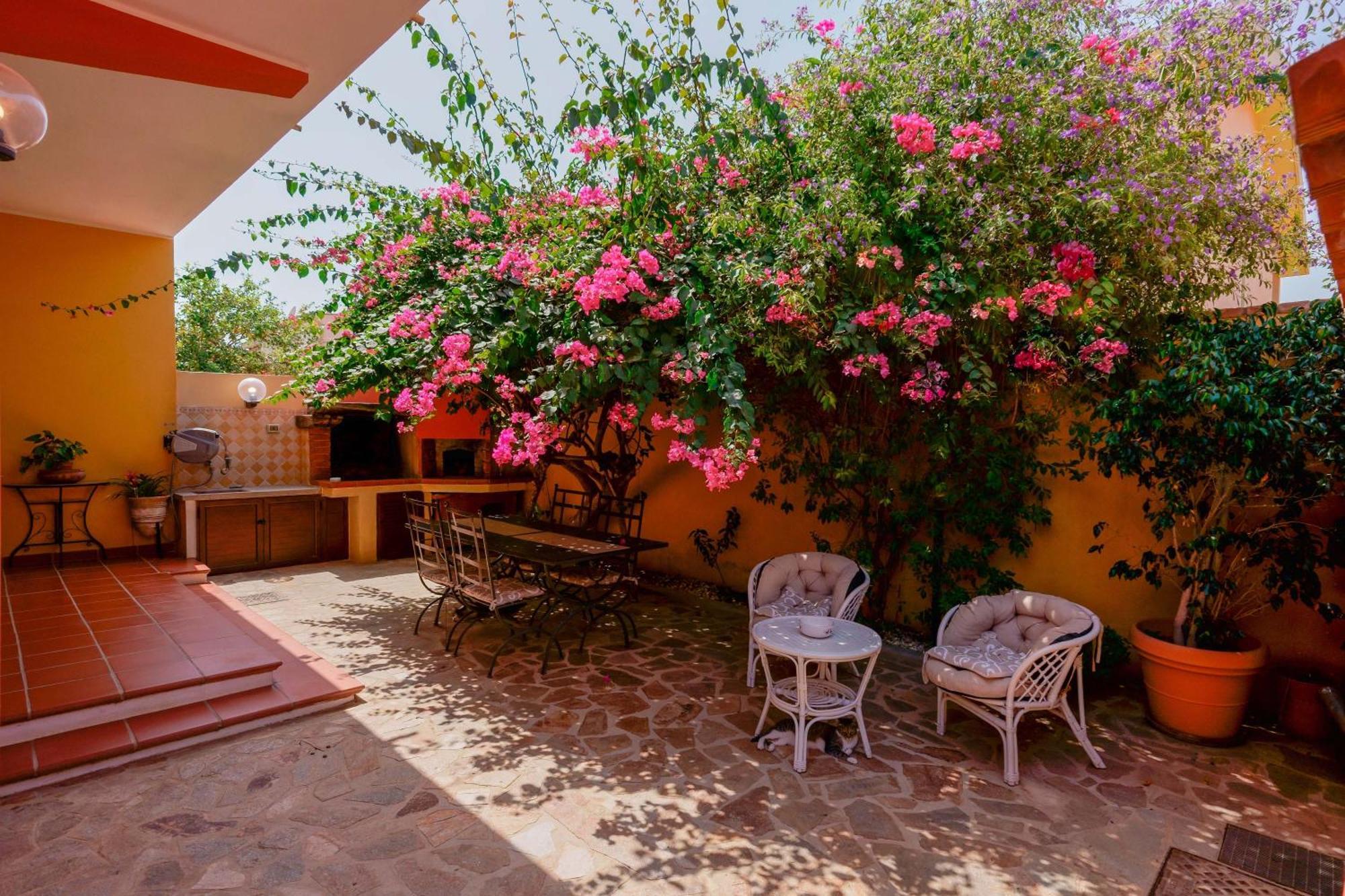Il Piccolo Giardino Rooms & Breakfast Виласимиус Екстериор снимка