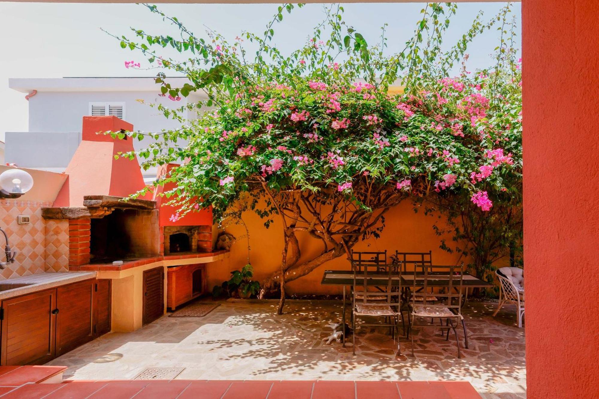 Il Piccolo Giardino Rooms & Breakfast Виласимиус Екстериор снимка