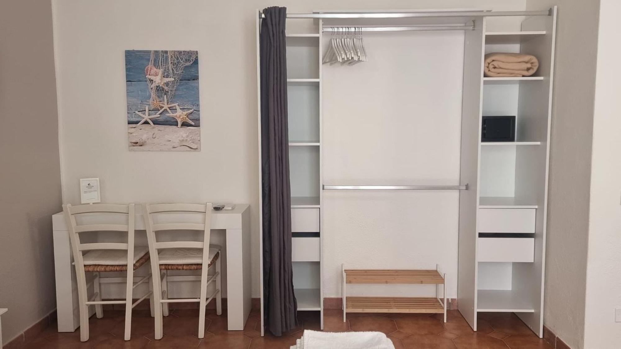 Il Piccolo Giardino Rooms & Breakfast Виласимиус Екстериор снимка