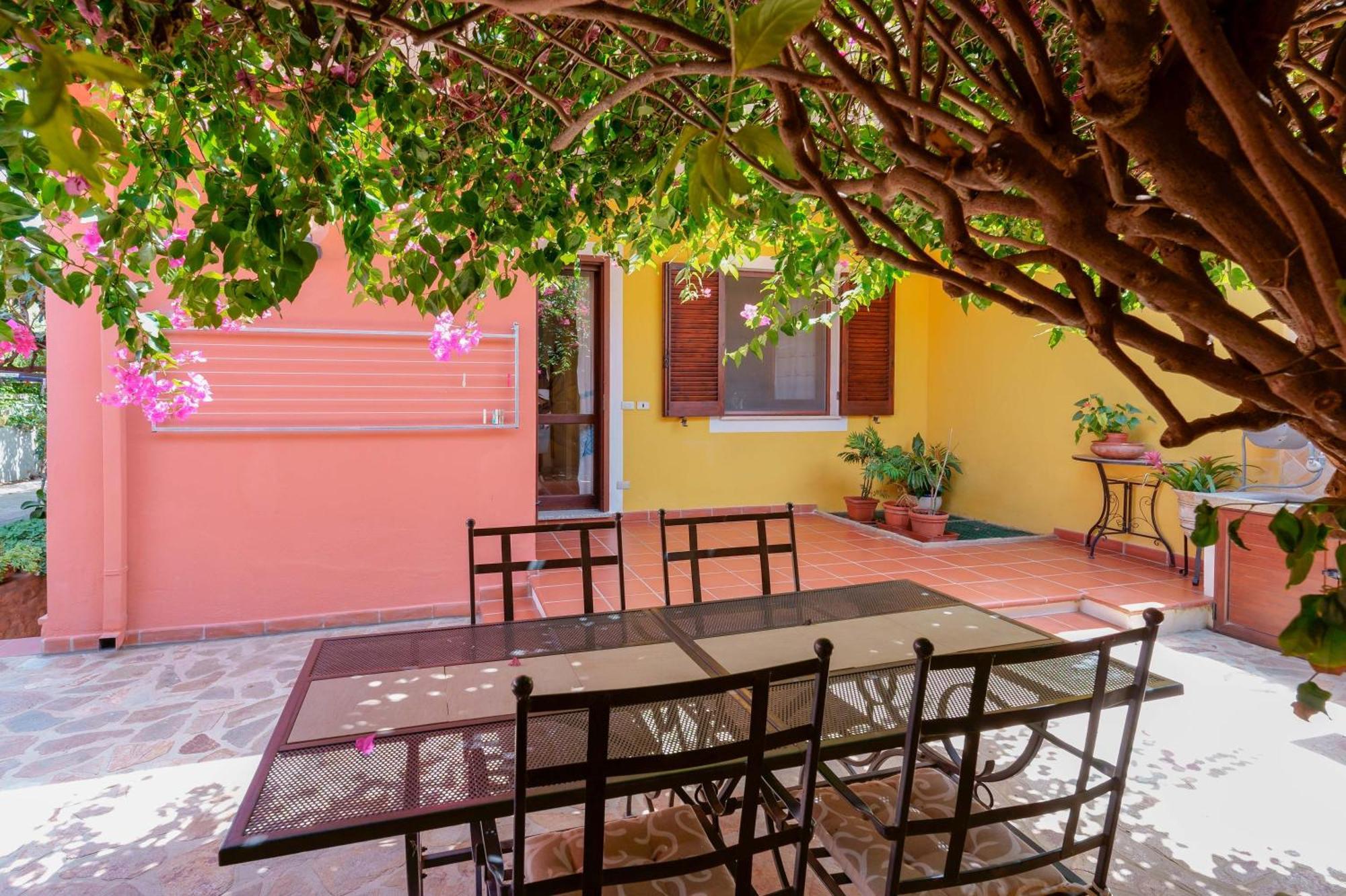 Il Piccolo Giardino Rooms & Breakfast Виласимиус Екстериор снимка