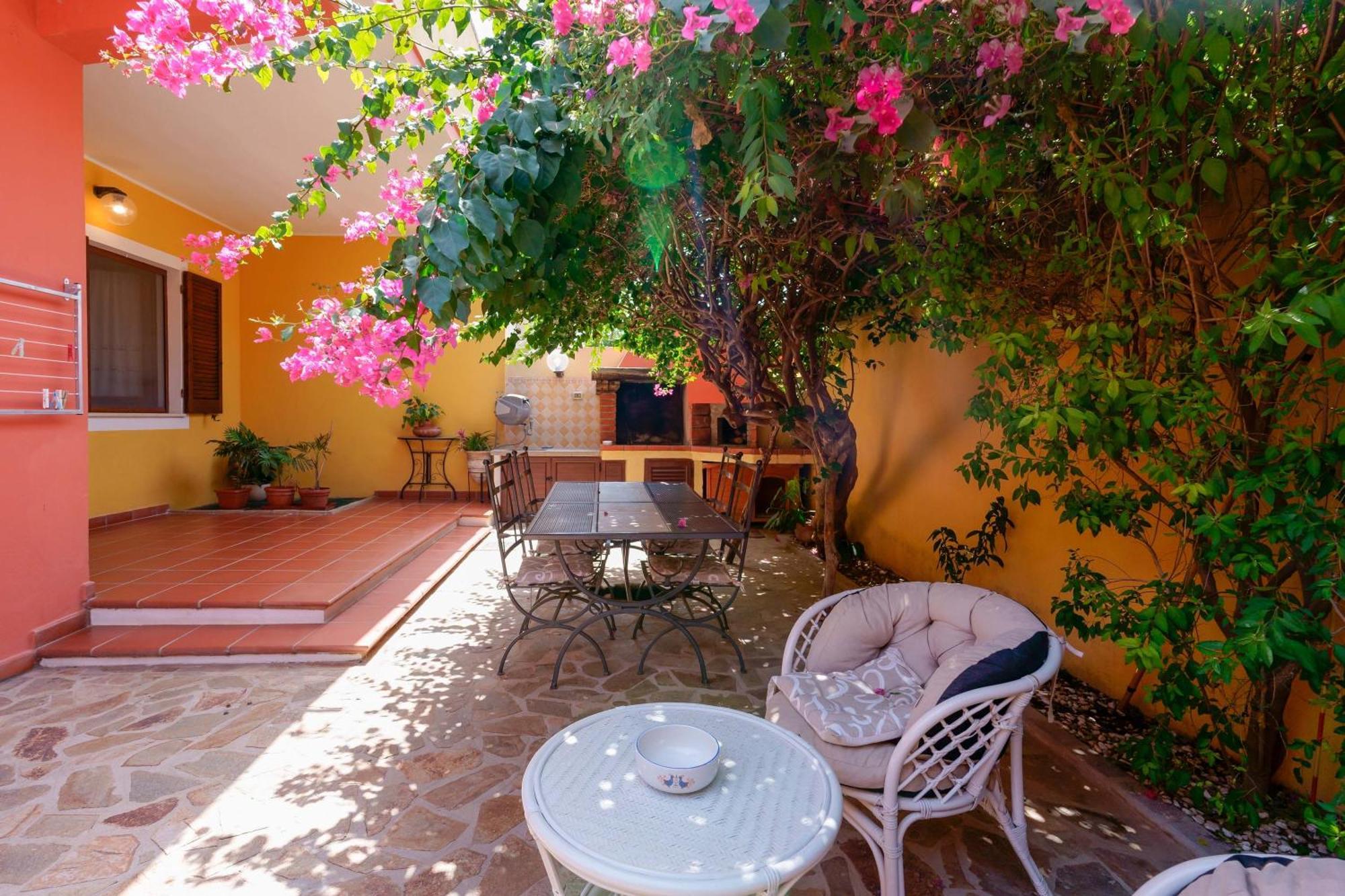 Il Piccolo Giardino Rooms & Breakfast Виласимиус Екстериор снимка